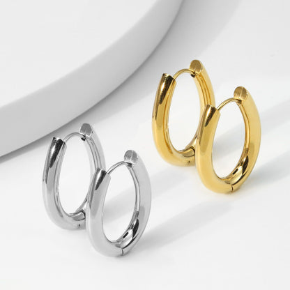 Pendiente Acero Inoxidable con Acabado en Baño Oro o Plata.  Aro con Pasador Huggie